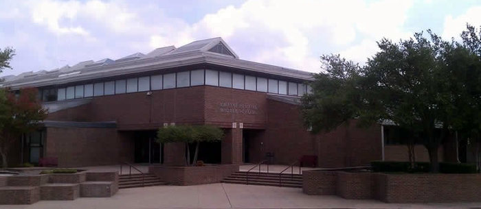 Hendrick Middle School front entrance 